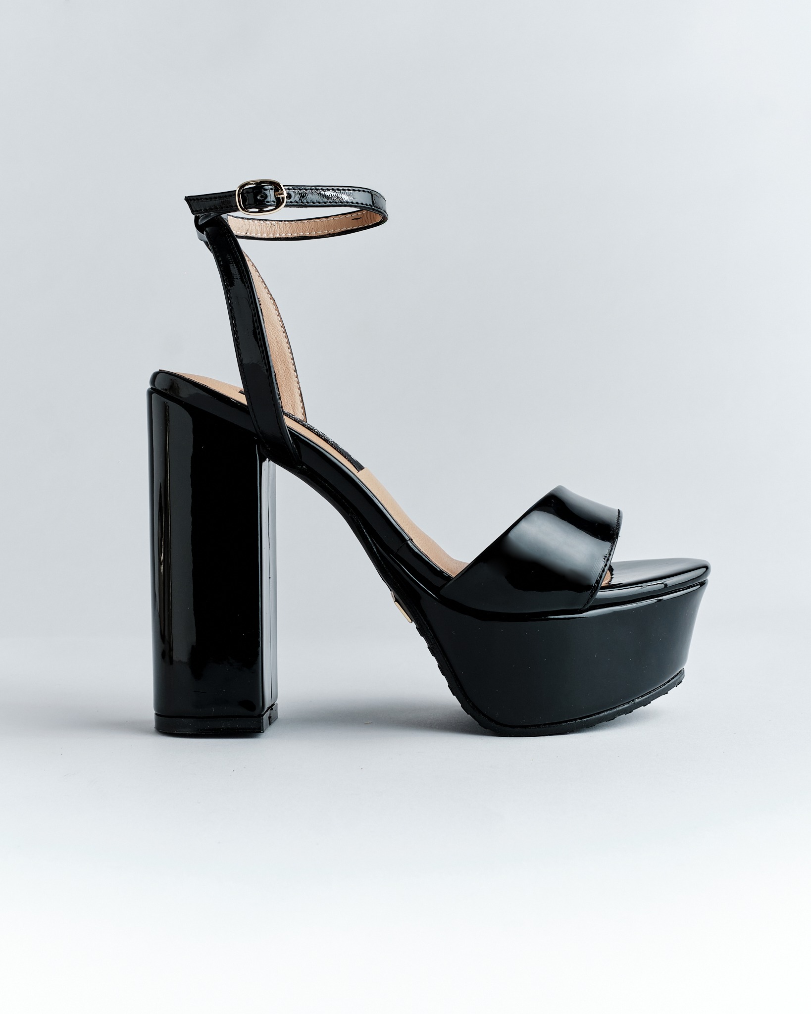 Sandalia Urban Comfort con Plataforma - Imagen 3
