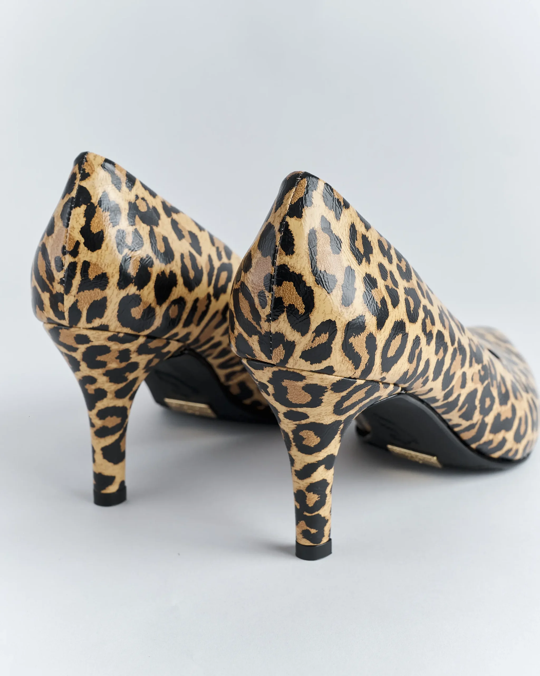 Stiletto Essence – Tacón Clásico con Texturas Premium - Imagen 5